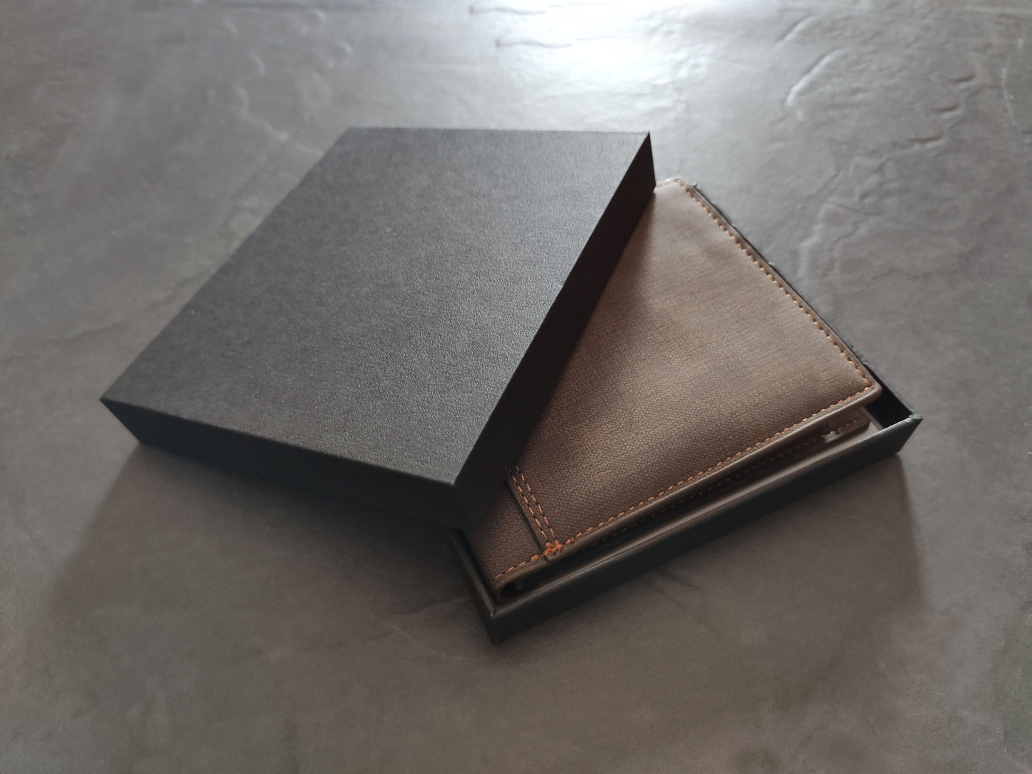 Men's Custom Photo Engraved Brown Wallet - Unique Gift - Personalised Text and Photo - Dad, Grandad, Stepdad, Uncle, Godfather, Son