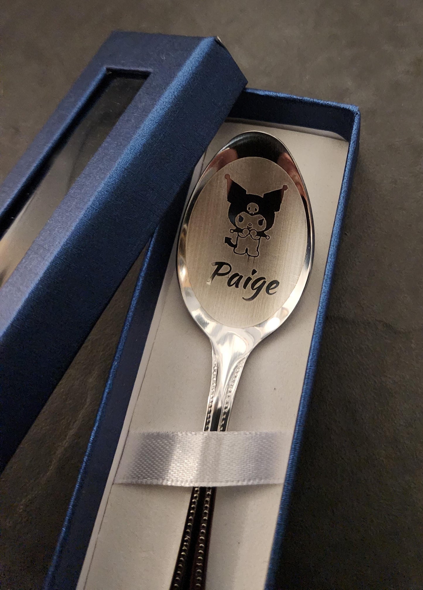 Adorable Kuromi-Themed Personalized Tea Spoon with Custom Name Engraving – Perfect for Gifts or Everyday Use