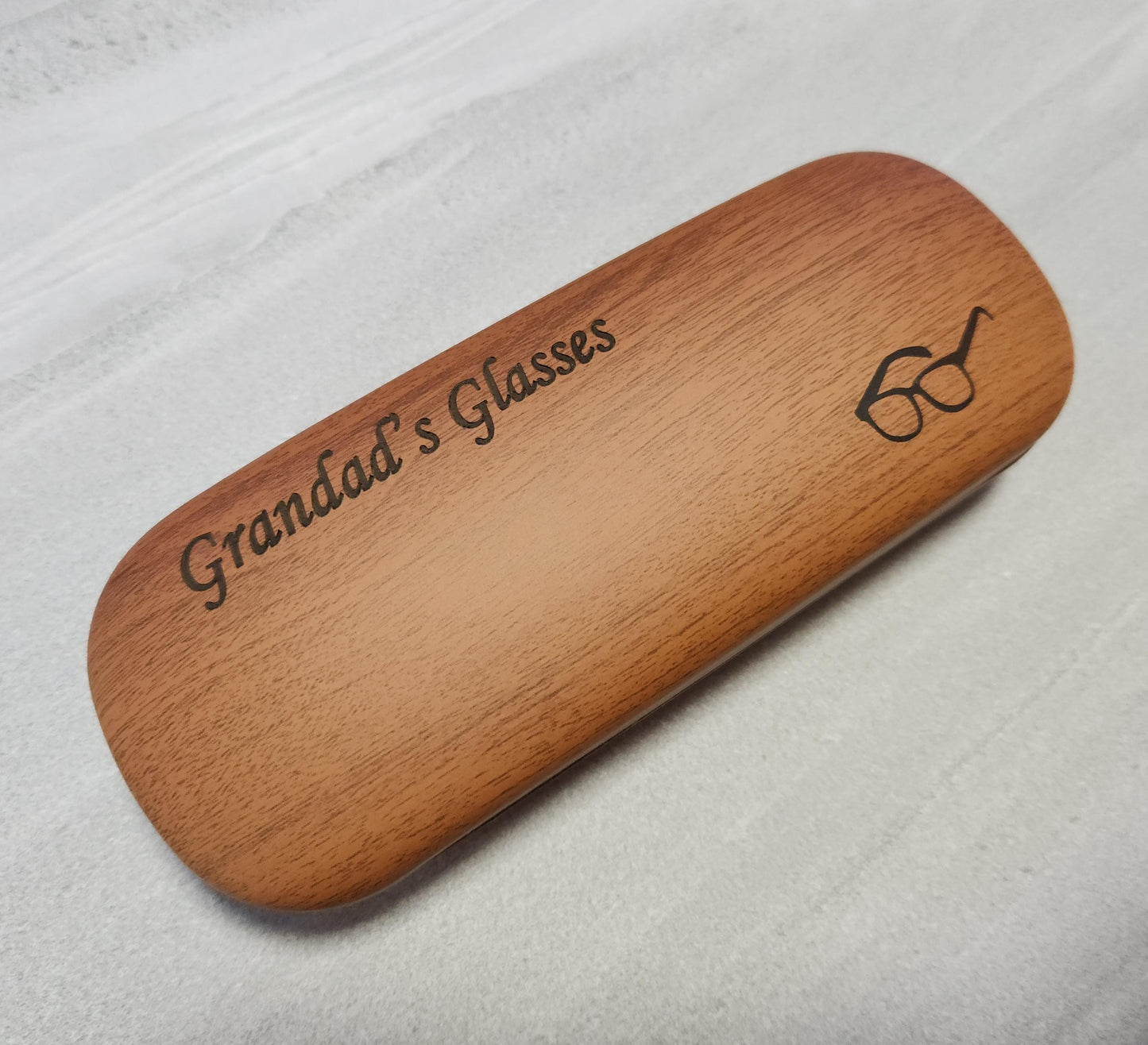 Personalised Glasses Case with Custom Text – Engraved Gift for Him or Her – Protective, Stylish & Unique Eyewear Holder Spectaculars Gogles