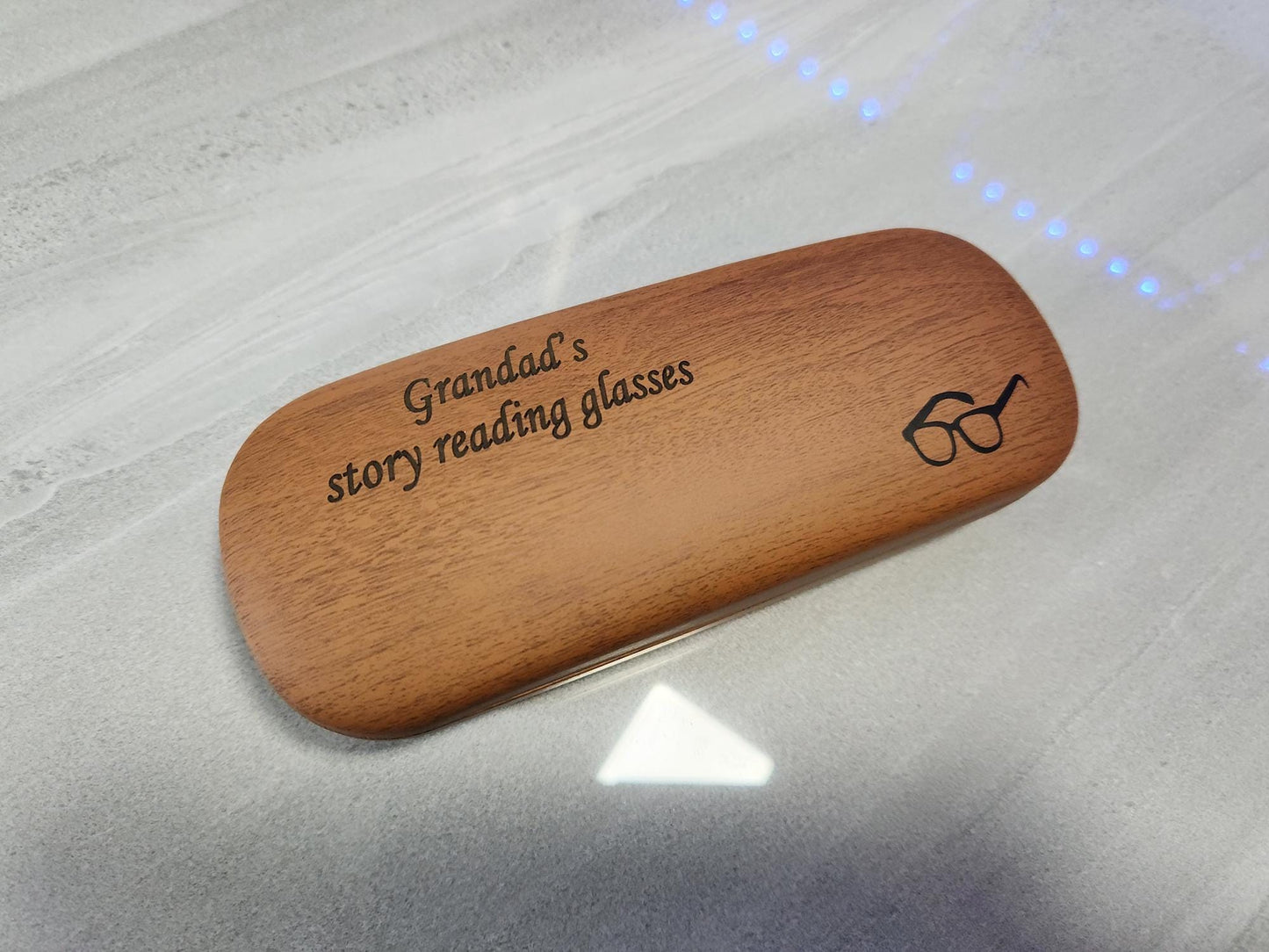 Personalised Glasses Case with Custom Text – Engraved Gift for Him or Her – Protective, Stylish & Unique Eyewear Holder Spectaculars Gogles