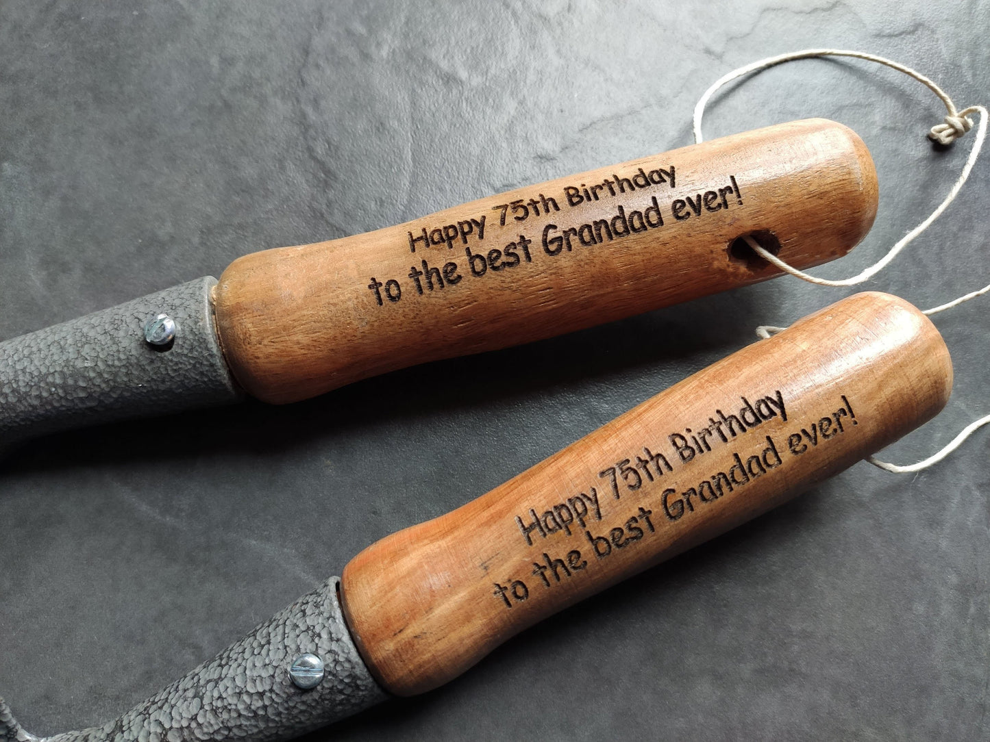 Personalised Engraved Home Gardening Tools Set Gift Retirement Fork Shovel Spade Custom Present Thank you Wooden Steel
