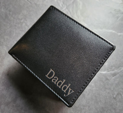 Personalised Engraved Wallet – Custom Black Leather Gift for Dad, Grandad, Husband, Birthday, Father’s Day, Christmas, Anniversary
